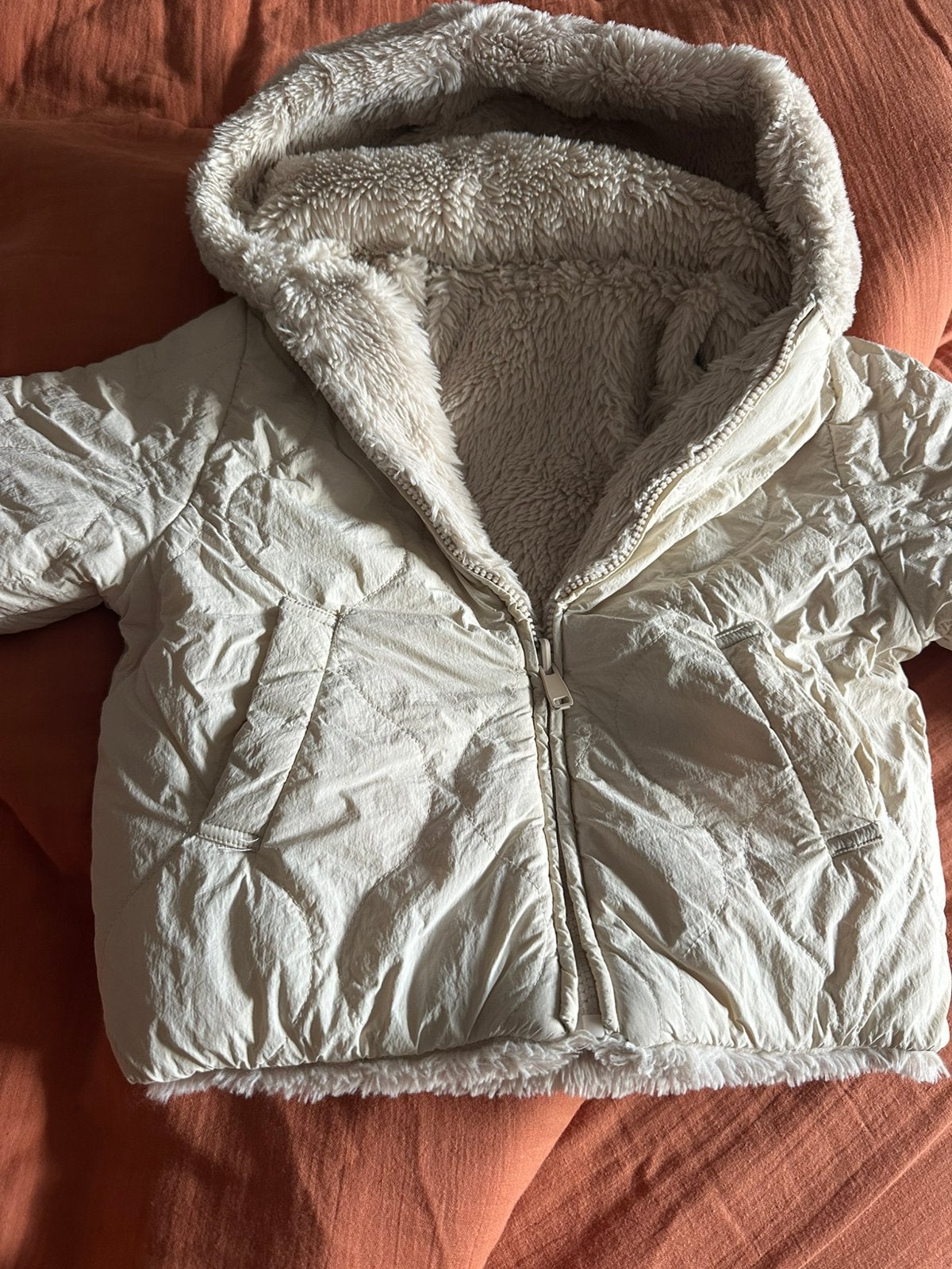 Warme winterjas ZARA 4jaar, Kinderen en Baby's, Ophalen, Gebruikt