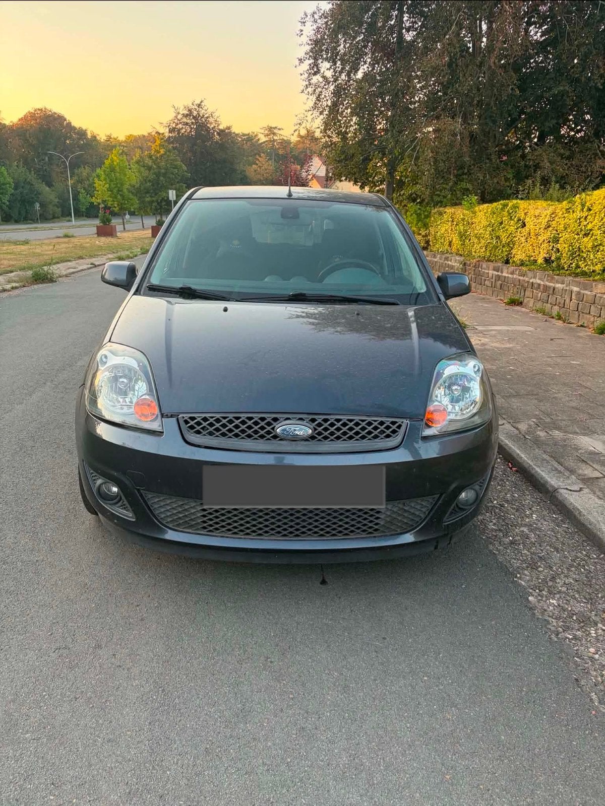Ford Fiesta 1.4 Tdci prete à immatriculer, Elektrische ramen, Stof, Zwart, Zwart