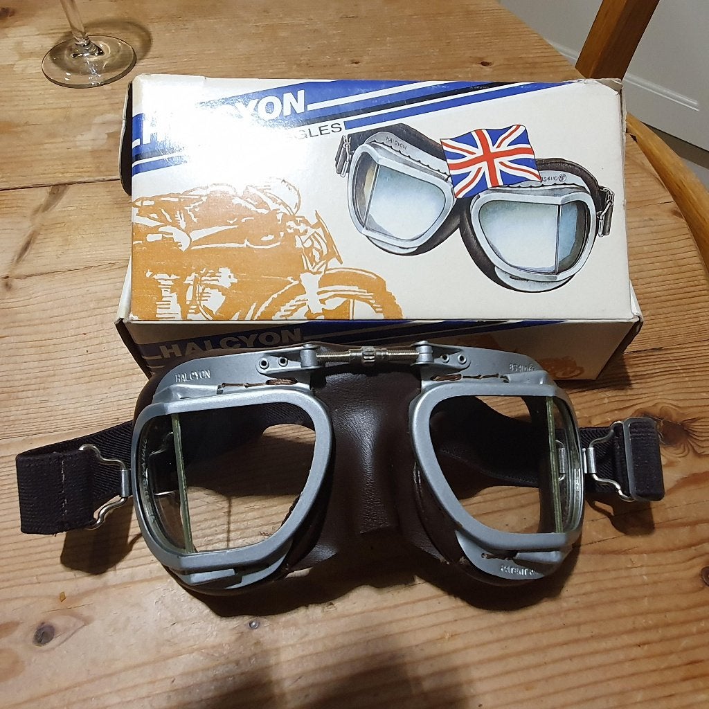 HALCYON Mark 8 BS4110 retro motorbril in bruin leer, Motoren, Kleding | Motorhelmen, Ophalen of Verzenden, Nieuw zonder kaartje
