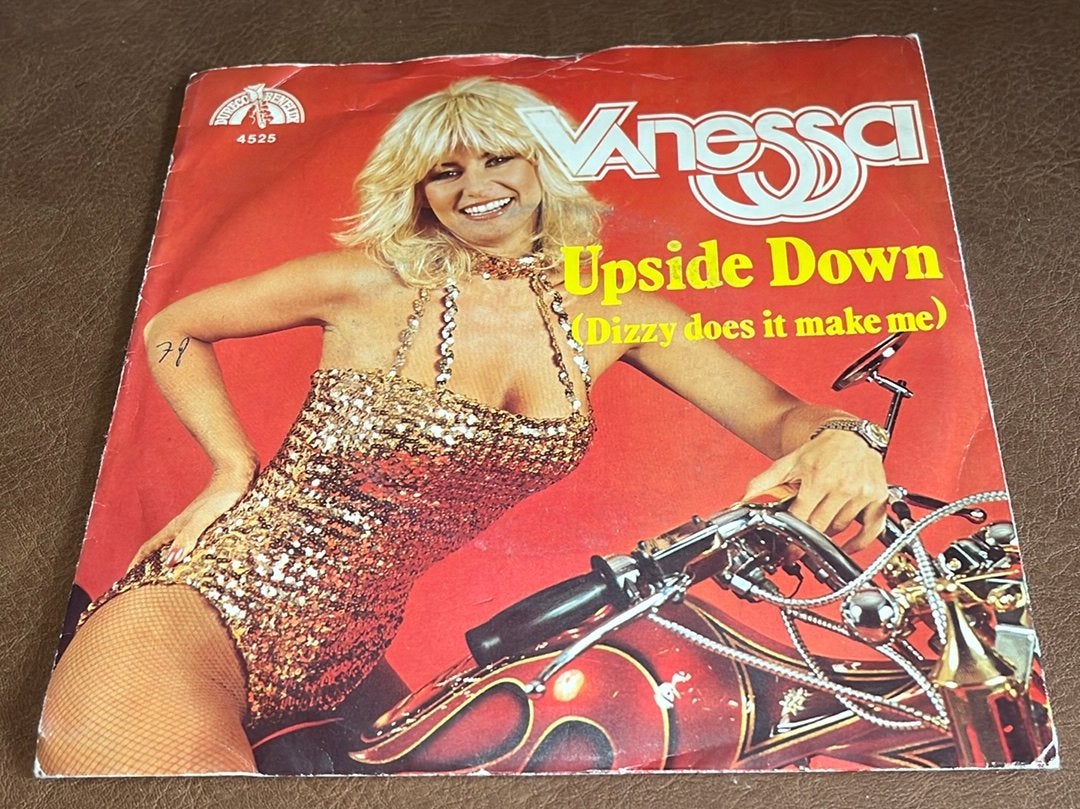 Vanessa ‎– Upside Down - 7” vinyl single - NL, Ophalen of Verzenden, Gebruikt, Single