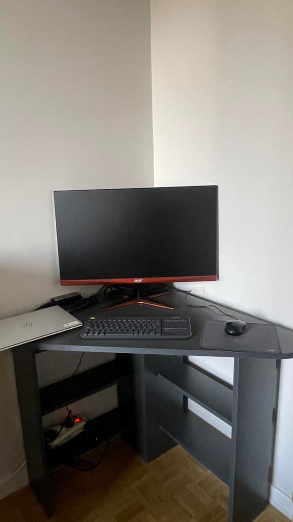 Bureau en coin / d’angle, Ophalen, Zo goed als nieuw