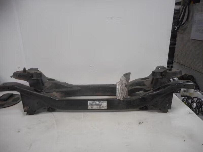 SUBFRAME ACHTER Ford C-Max (DXA) (02061123), Enlèvement ou Envoi, Henry-Ford-Straße 1 50735 Köln, DE, Ford-Werke GmbH, Kunden@ford.com