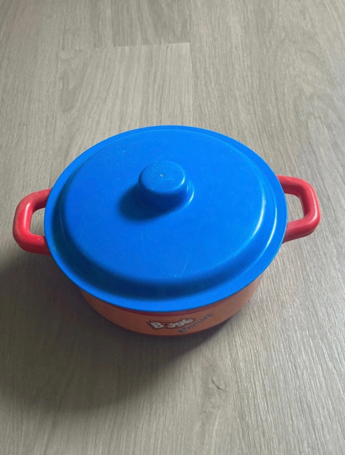 Soupe à l'alphabet Boggle, Trois ou quatre joueurs, Enlèvement ou Envoi, Utilisé