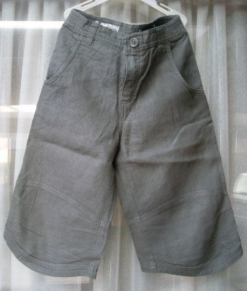 Bermuda van C&A maat 128, Kinderen en Baby's, Kinderkleding | Maat 128, Broek, Gebruikt, C&A, Ophalen of Verzenden