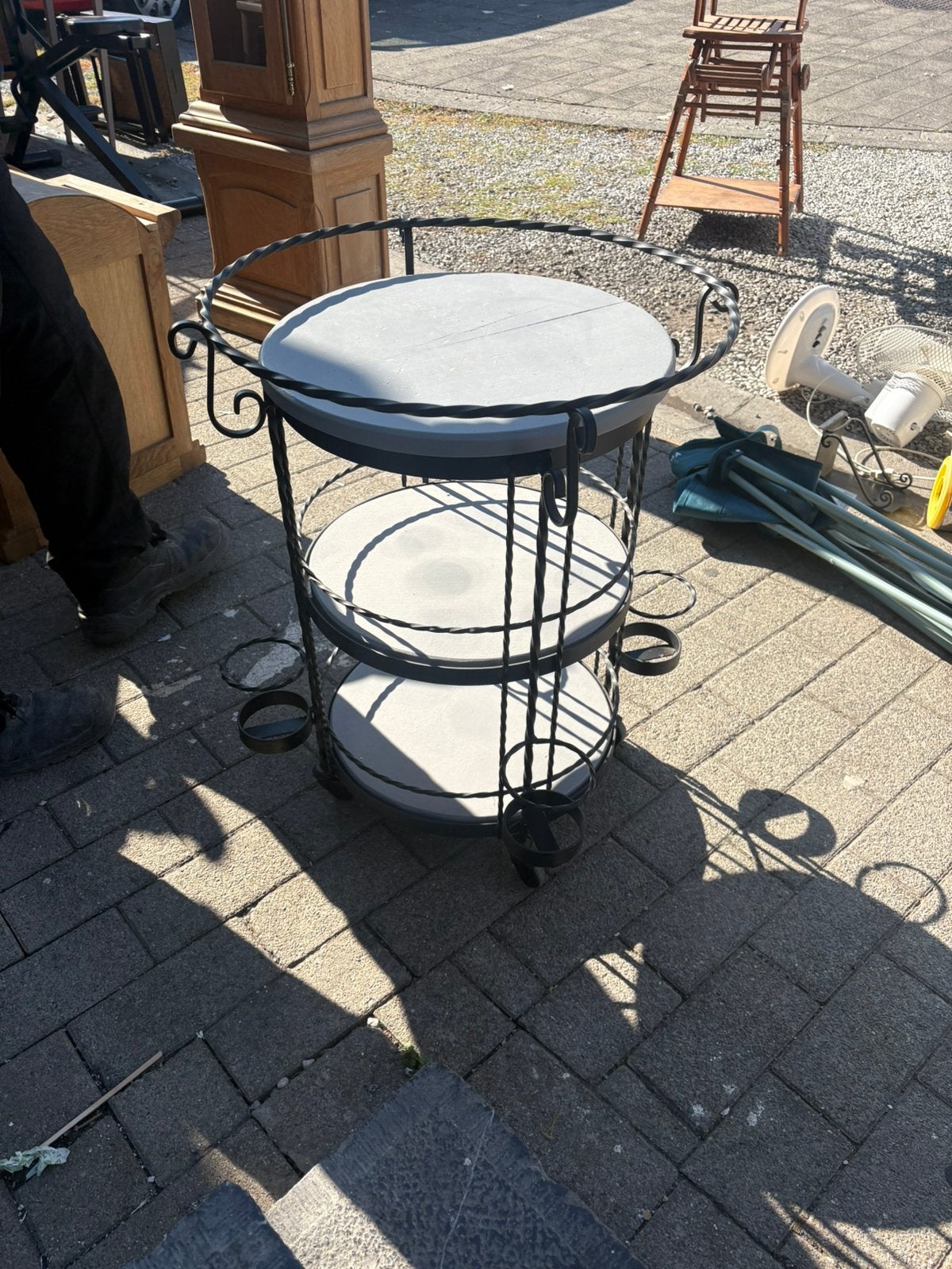 Bar ancien, Enlèvement ou Envoi