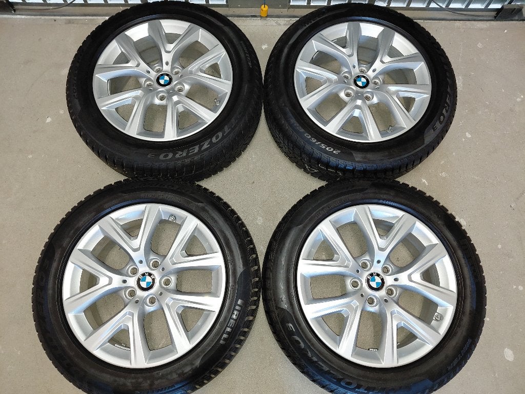 17 inch velgen met winterbanden BMW X1 F48 / X2 F39, Ophalen, Gebruikt, Banden en Velgen, 17 inch