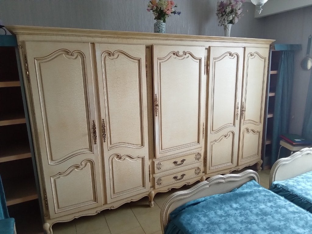 Chambre à coucher  style Louis XV  Blanc patiné vintage, Enlèvement ou Envoi