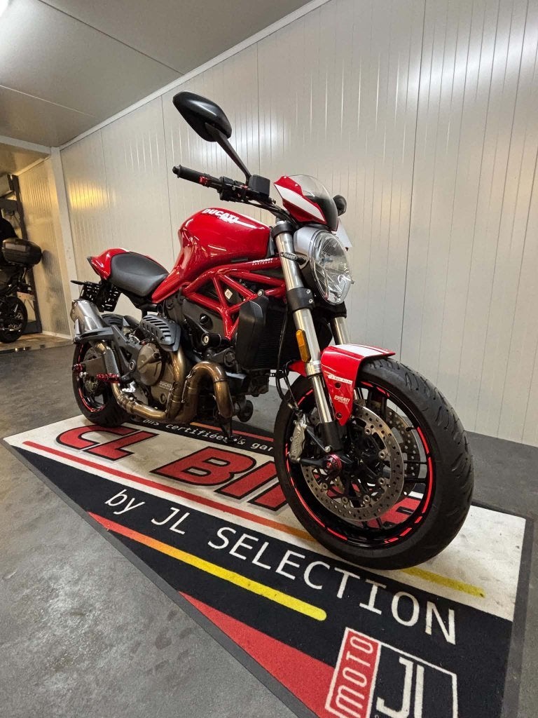ducati monster 821, Motos, Permis Moto A, Entreprise, Occasion, Plus de 35 kW