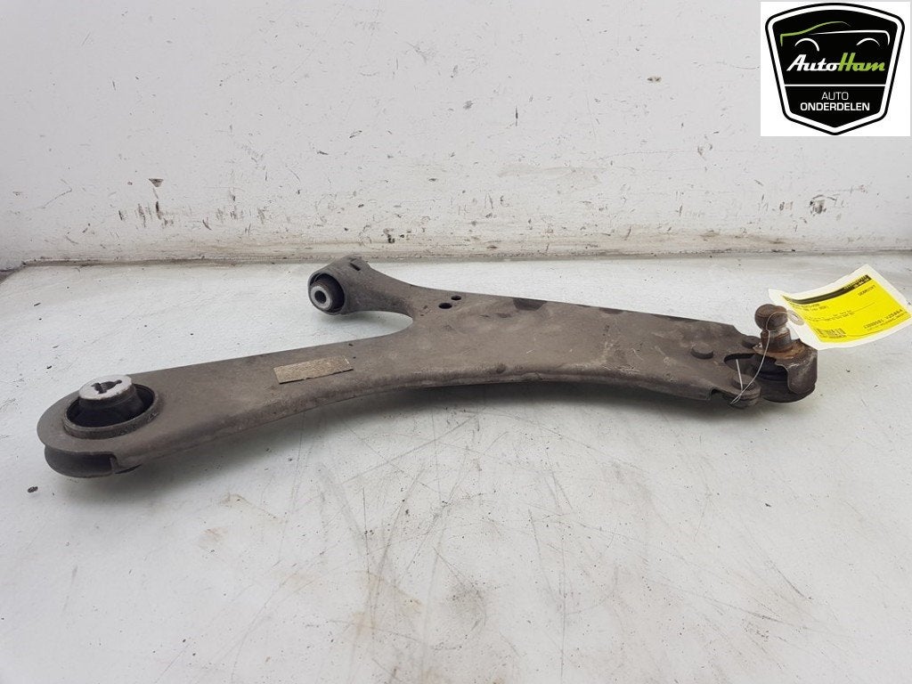BRAS DE SUSPENSION AVANT DROIT (TRIANGLE) (|9831682780|), Dhr. J. Ham, Administratie@autoham.nl, Utilisé, Peugeot