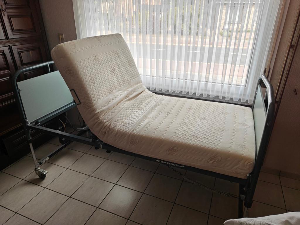 Ziekenhuis-/thuiszorgbed, Ophalen