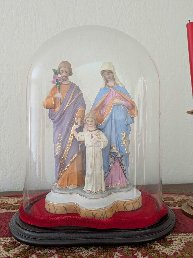 Heilige Familie onder stolp, Ophalen