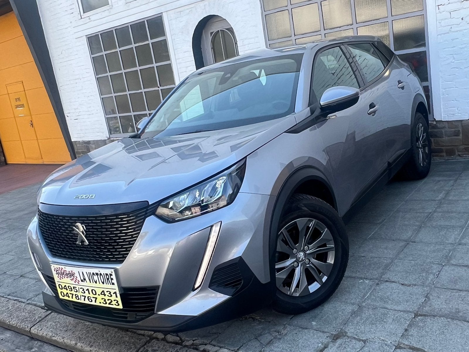 Peugeot 2008 Marchand & Export 2020 année 96kw 0032478767323, Auto's, Voorwielaandrijving, 1199 cc, Leder en Stof, 3 cilinders
