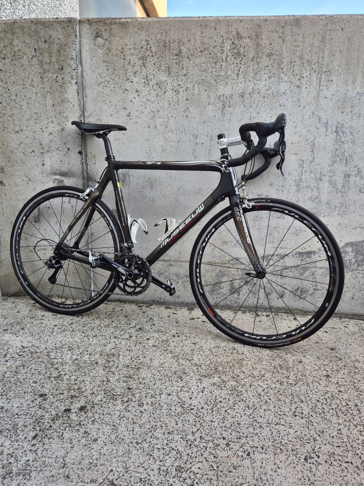 Vélo de route entièrement en carbone taille 57, Autres marques, 10 à 15 vitesses, Frein sur jante, Comme neuf