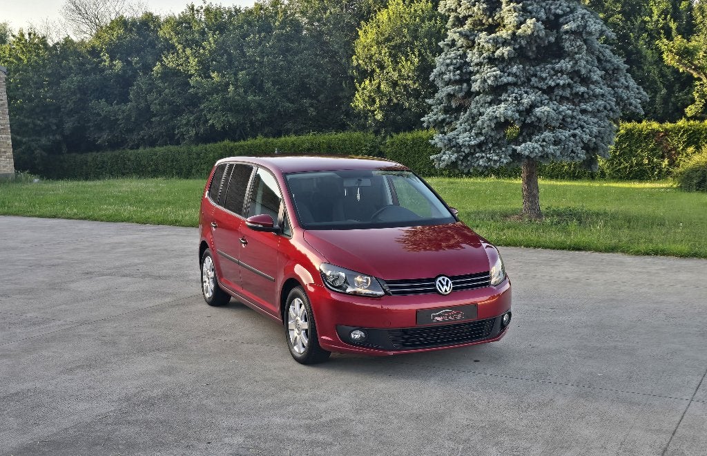 VW Touran 1.4i Benzine 7Pl. ** Camera - Navi ** GAR 12M, Auto's, Voorwielaandrijving, Euro 5, Zwart, 4 cilinders