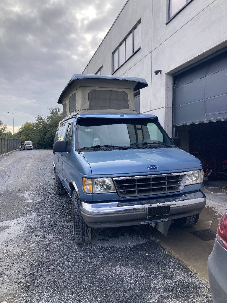 Sportsmobile Ford Econoline campervan, Caravans en Kamperen, Mobilhomes, Automaat, Koelkast, Diesel, Roue de secours