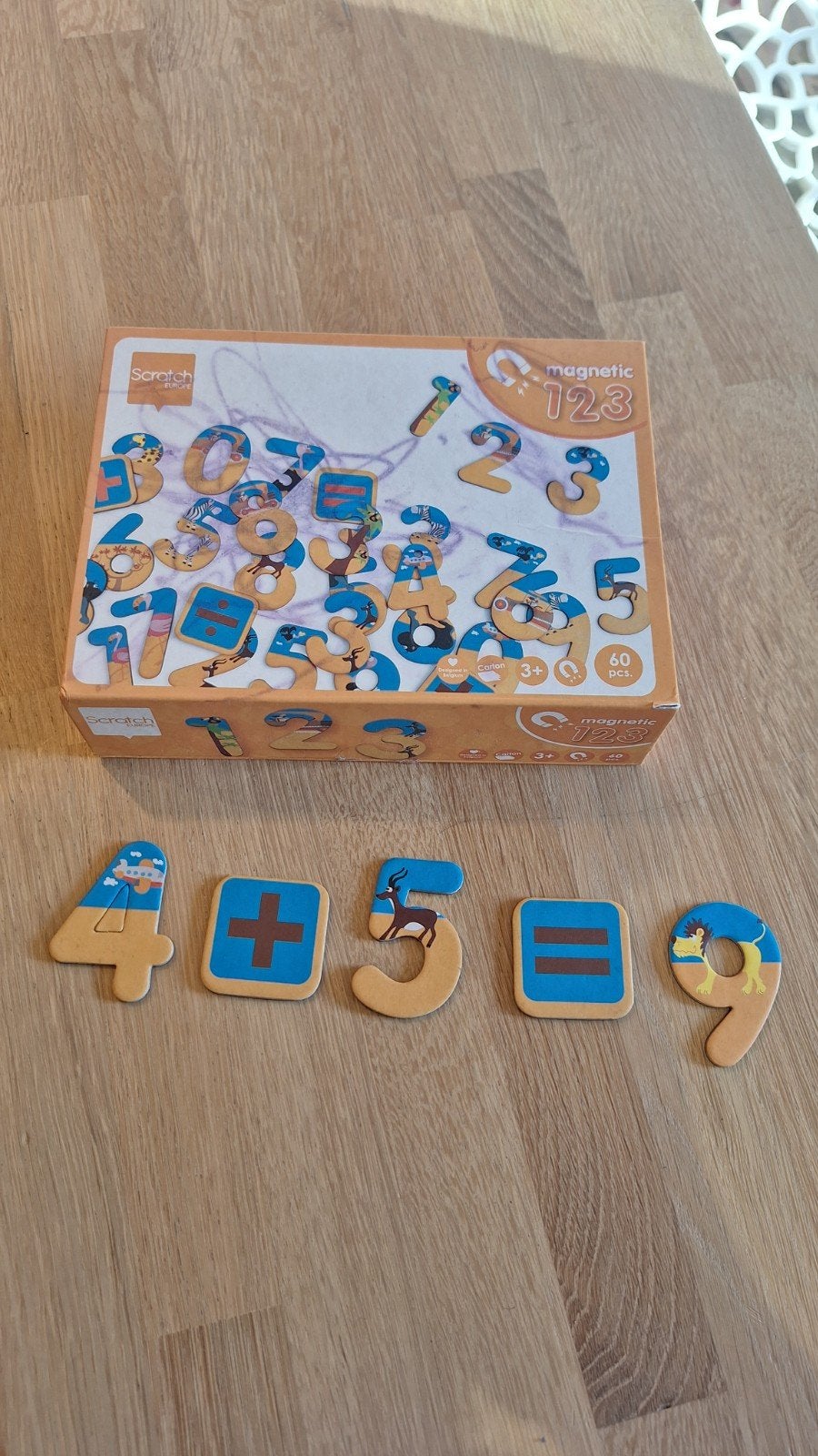 Coffret chiffres magnétiques en bois Scratch Europe – Magnet, Enlèvement, En bois