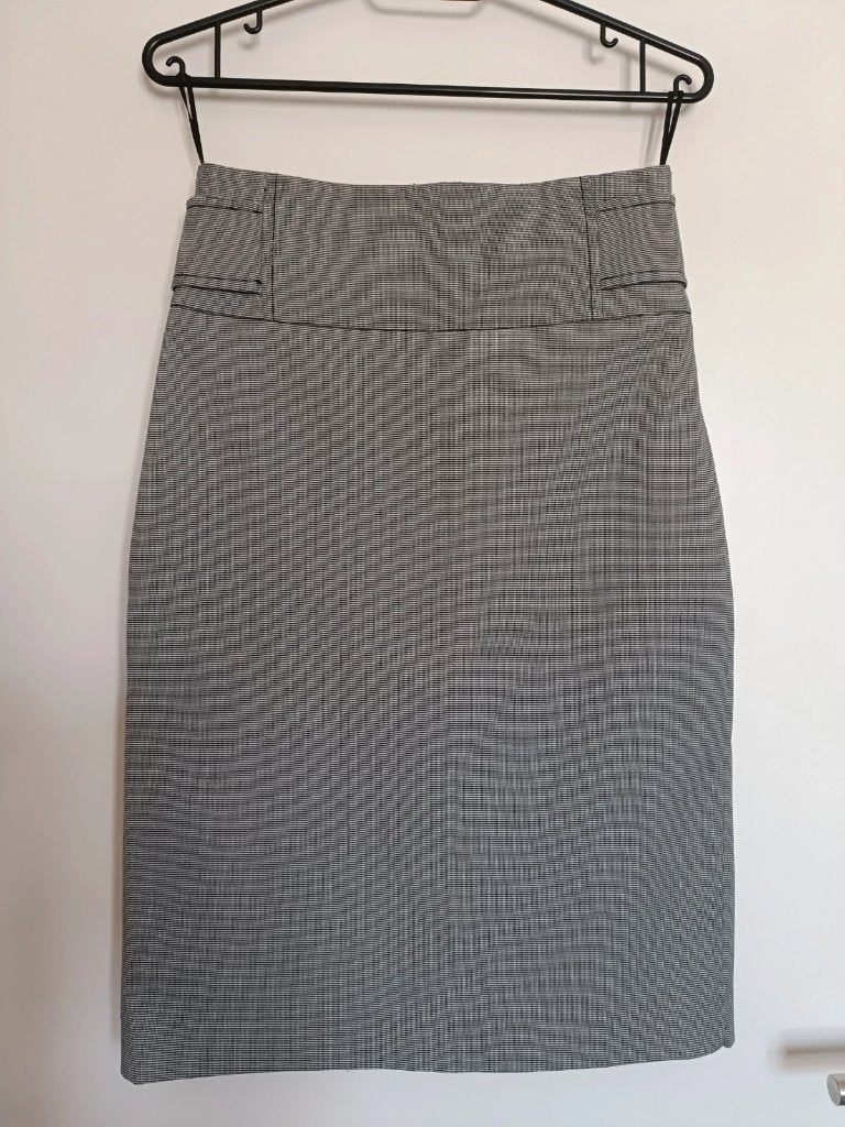 Jupe à micro-carreaux noir et blanc Mango Suit – S – neuve, Vêtements | Femmes, Jupes, Enlèvement ou Envoi, Comme neuf, Taille 36 (S)