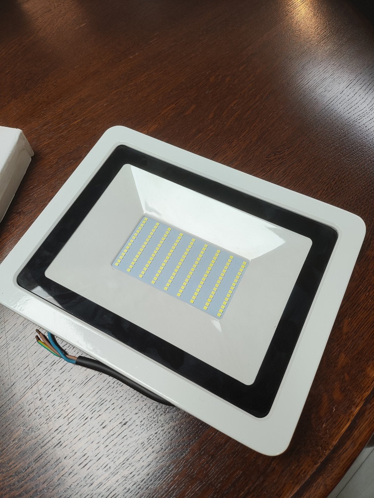 LED-schijnwerper. 100 watt schijnwerper., Bricolage & Construction, Enlèvement ou Envoi