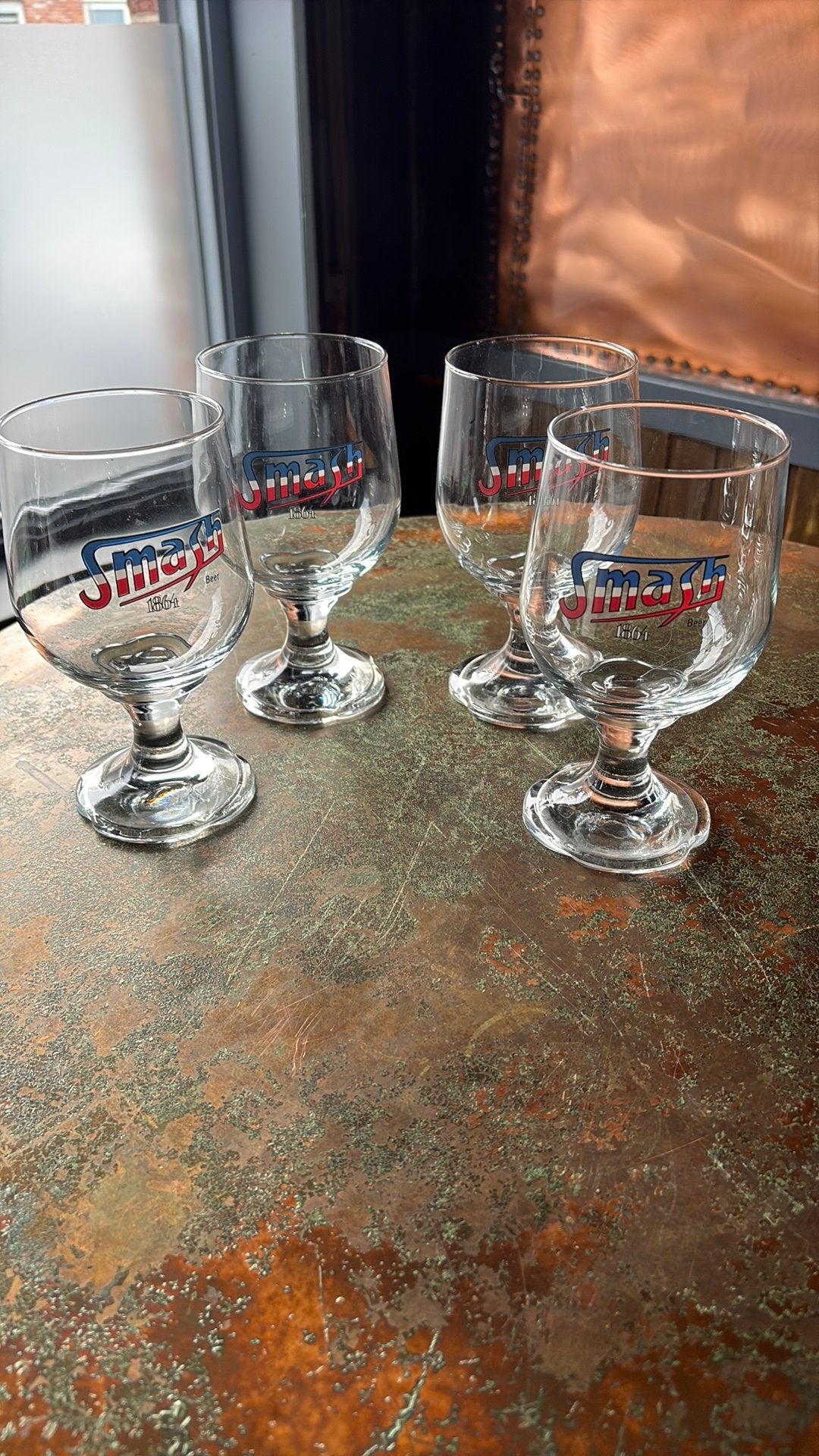 4 smash glazen, Ophalen, Zo goed als nieuw, Bierglas