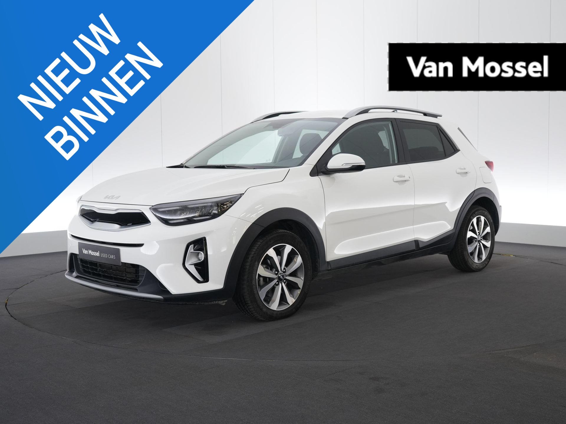 KIA Stonic 1.0 T 100 Style Edition DCT, Dealer onderhouden, Zwart, Bedrijf, 5 deurs