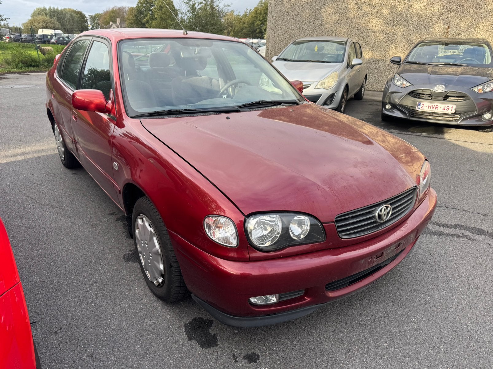 Toyota corolla 1.4 essence 180.000km / 2000, Autos, Rouge, Achat, Boîte manuelle, Corolla