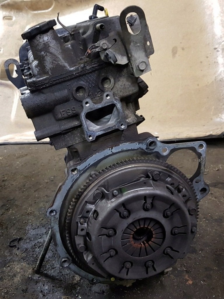 Moteur FP Nu PREMACY MAZDA 626 323, Autos : Pièces & Accessoires, Envoi, Utilisé, Daihatsu