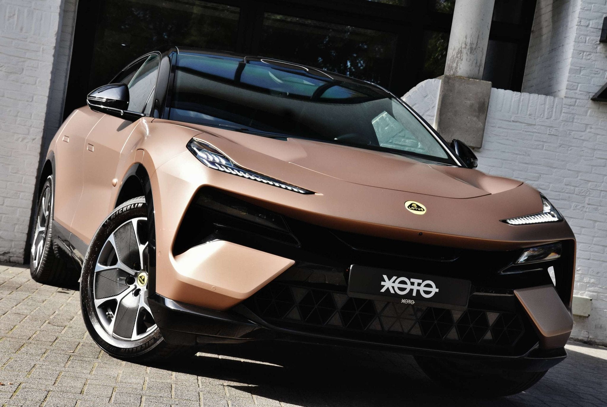 Lotus Eletre 4WD EDS 450 109KWH *1HD / NP: € 108.211,-*, Autos, Argent ou Gris, Achat, Entreprise, 2565 kg