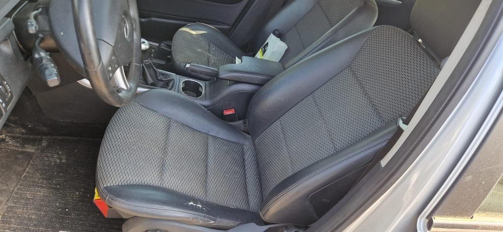 INTERIEUR sieges MERCEDES CLASSE B 2011 W245 SEMI CUIR, Autos : Pièces & Accessoires, Enlèvement