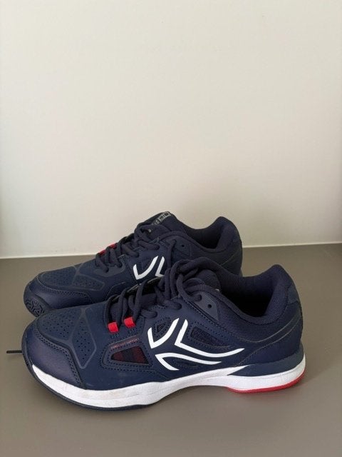 Nagelnieuwe tennisschoenen - maat 43, Sport en Fitness, Tennis, Ophalen, Nieuw, Schoenen, Overige merken