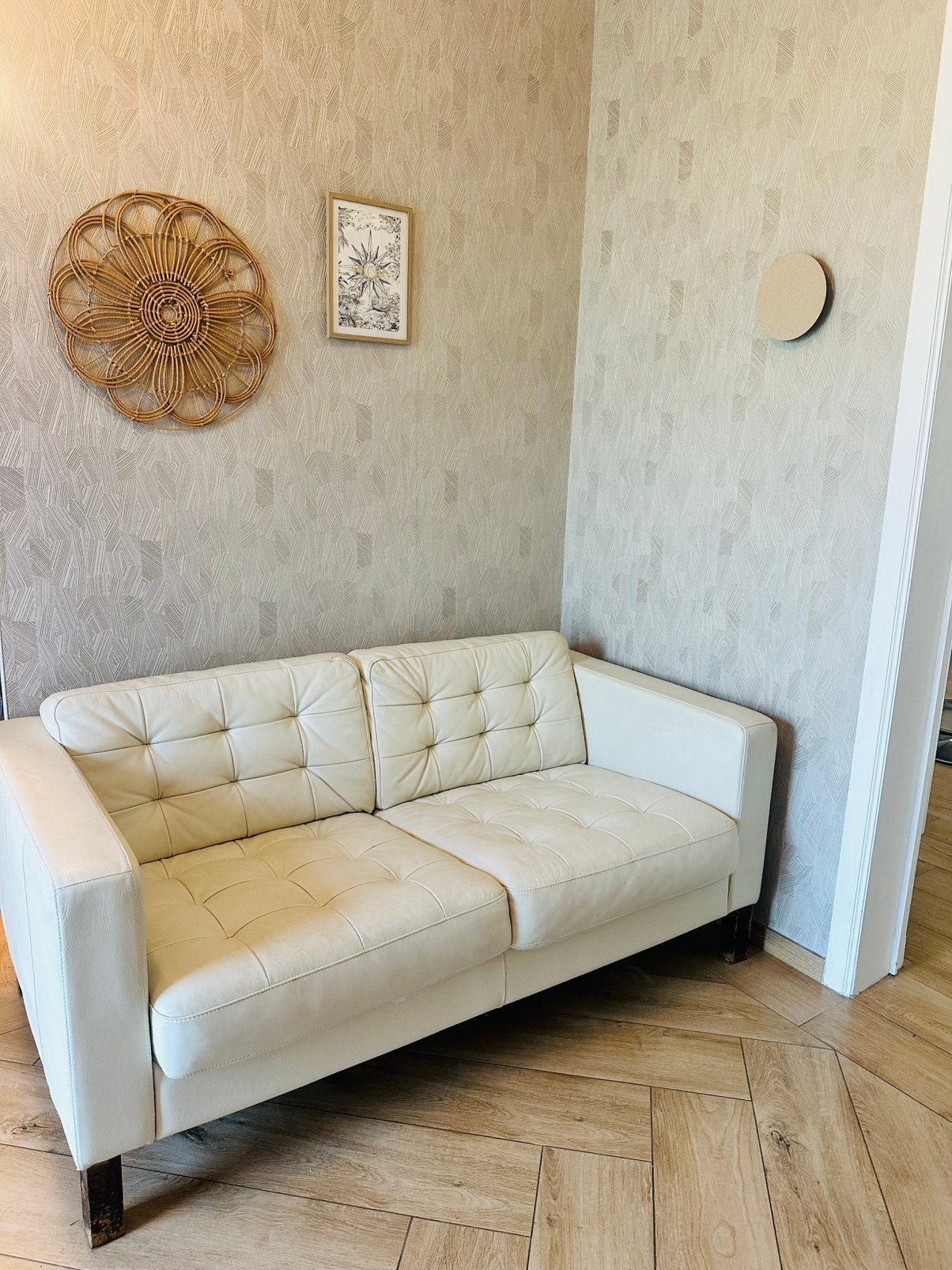 Canape cuir blanc cassé, Enlèvement, Comme neuf, Bois
