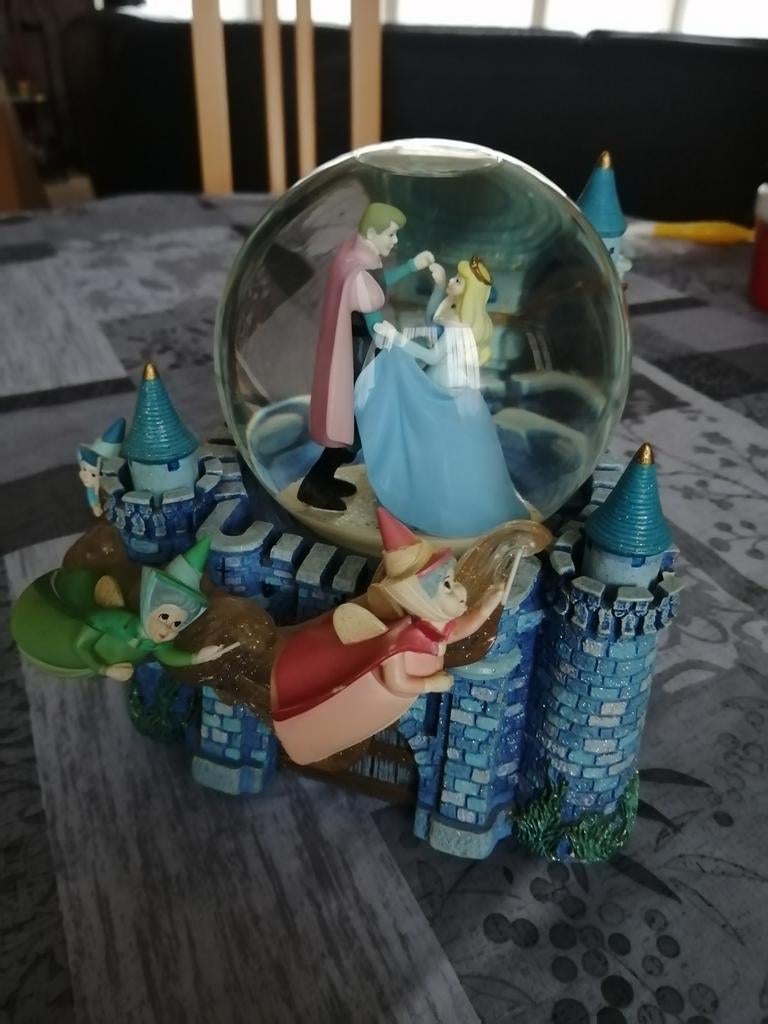 Grand Snow globe musical Disney la belle au bois dormant, Verzamelen, Ophalen