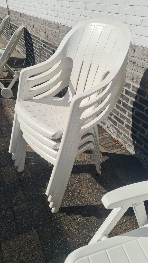 Tuinset - wit PVC, 10-delig - zeer goede staat, Tuin en Terras, Ligbedden, Ophalen, Zo goed als nieuw, Kunststof, Inklapbaar