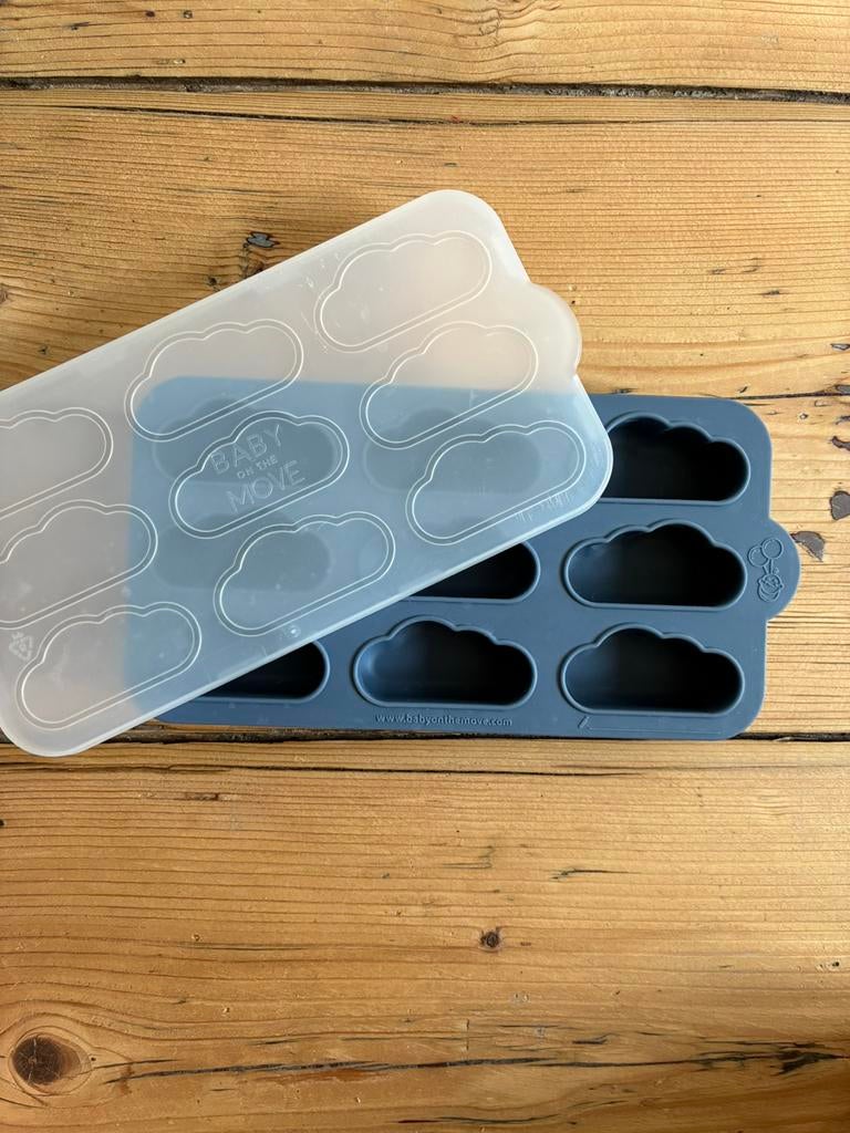 Vriesschaal voor moedermelk en babypuree - Anti-lek deksel, Kinderen en Baby's, Ophalen, Zo goed als nieuw