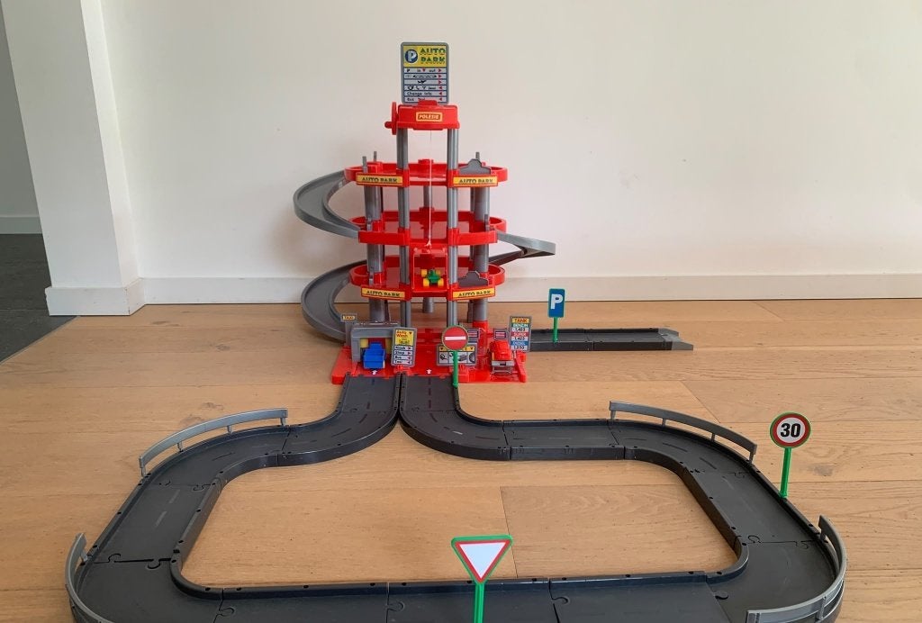 Grote Parkeergarage / Autogarage (4 verdiepingen), Kinderen en Baby's, Speelgoed | Racebanen, Racebaan, Zelf te bouwen, Zo goed als nieuw