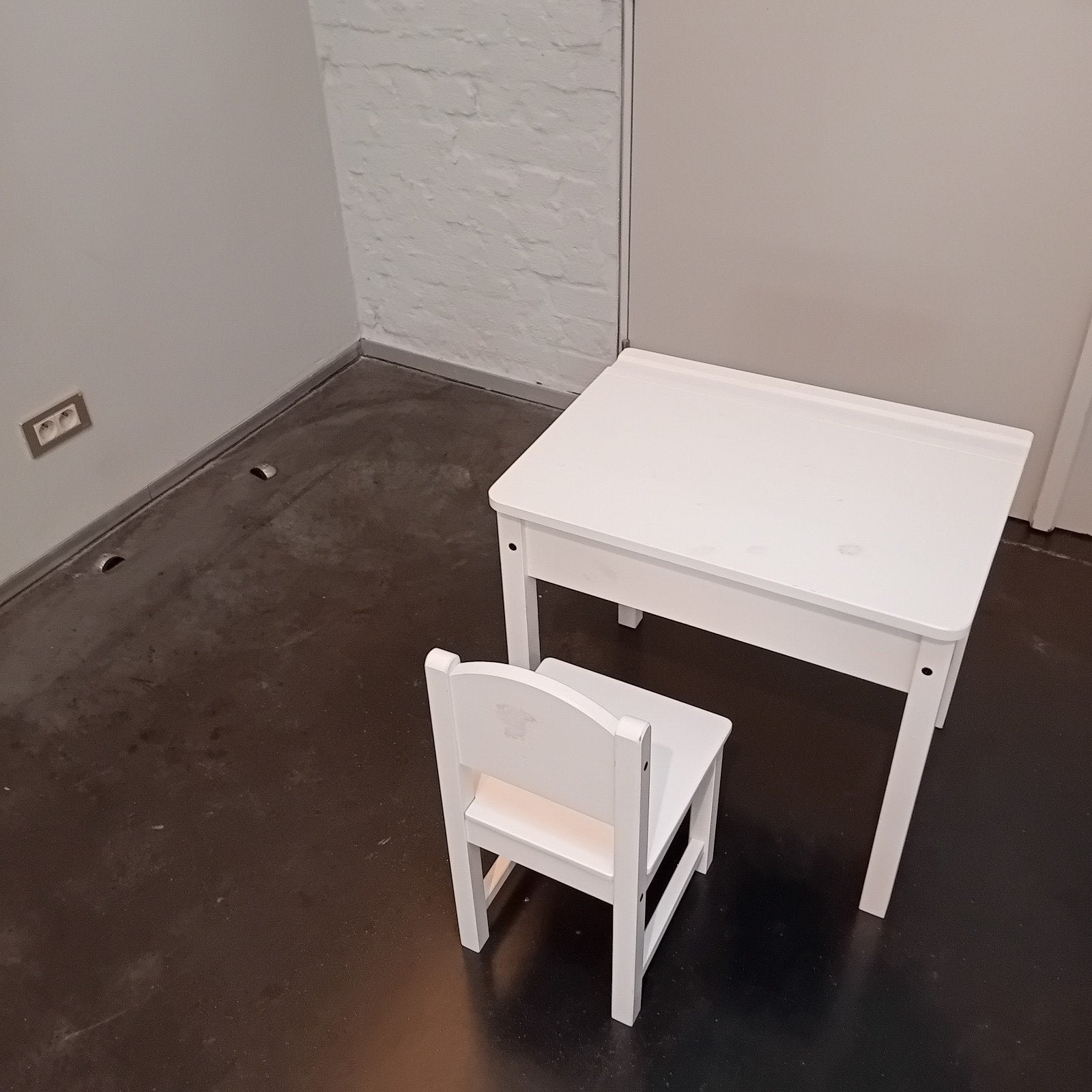 Bureau lessenaar met stoeltje voor peuter, Kinderen en Baby's, Ophalen, Gebruikt, Tafel(s) en Stoel(en)