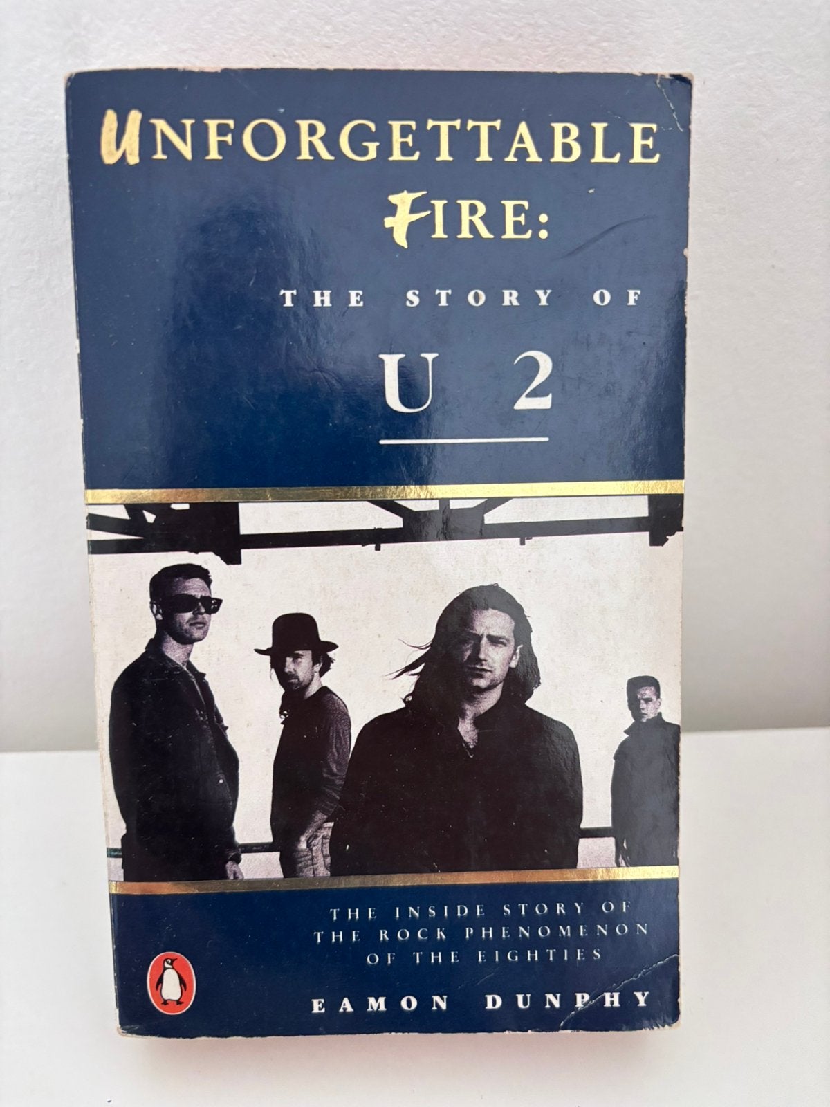 The unforgettable fire the story of U2, Ophalen, Zo goed als nieuw