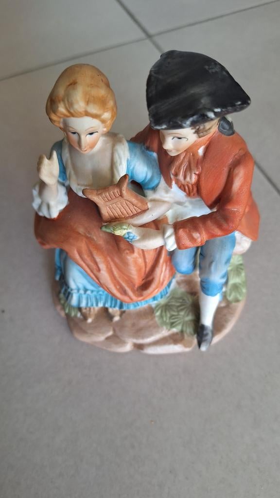 Biscuit Beeldjes Porselein, Antiek en Kunst, Ophalen of Verzenden