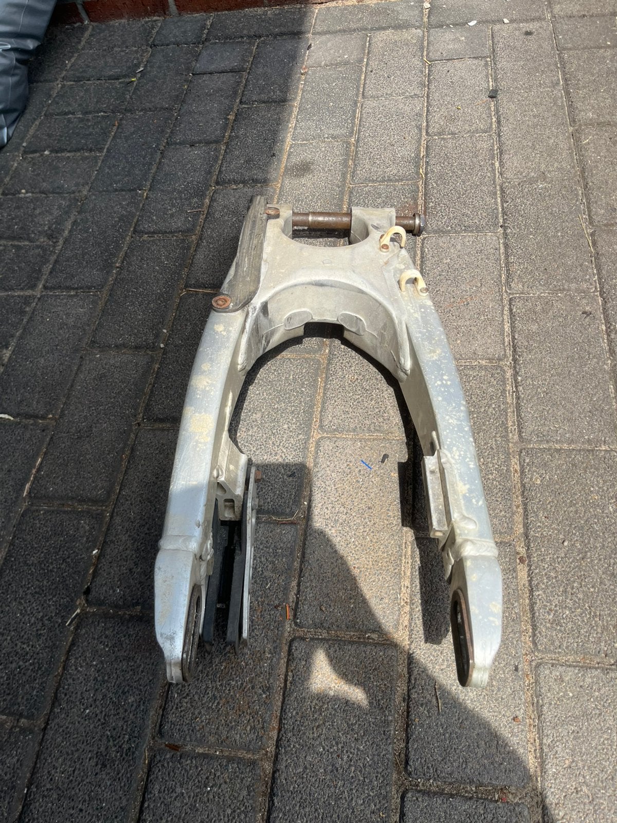 Achterbrug yamaha wr450f, Ophalen