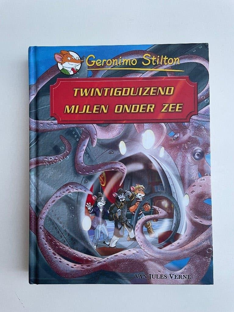 Geronimo Stilton - Twintigduizend mijlen onder zee, Boeken, Ophalen of Verzenden