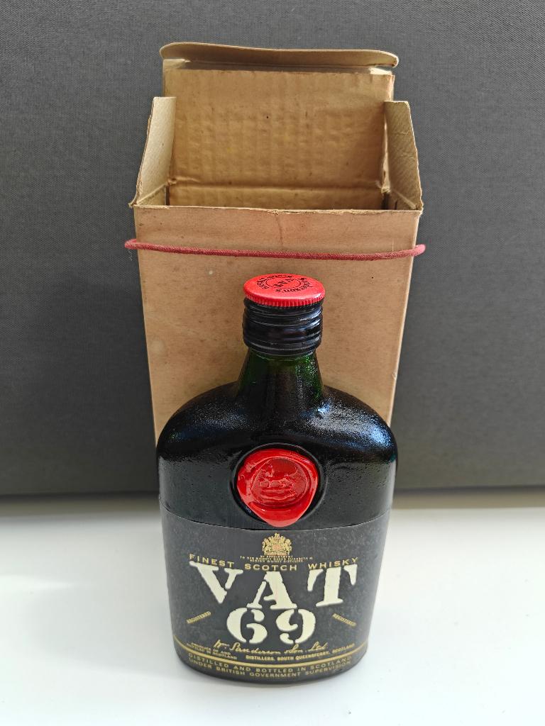 VAT 69 finest Scotch whisky, Enlèvement, Autres régions