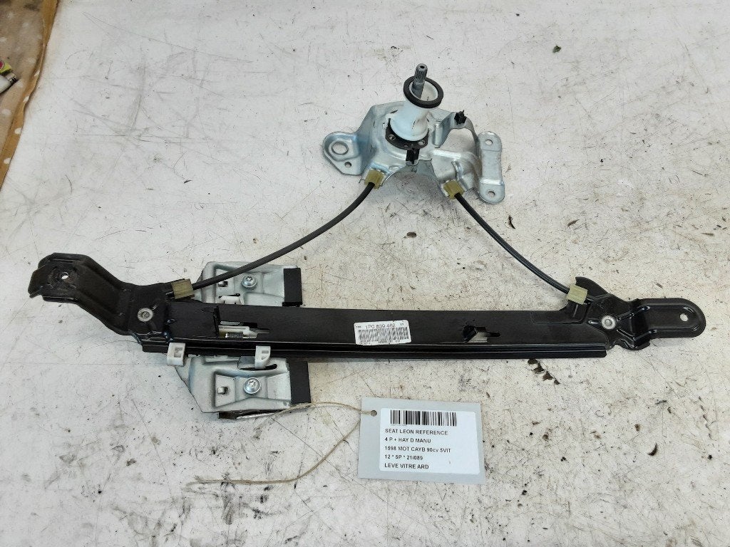 RAAMMECHANIEK RECHTS ACHTER Seat Leon (1P1) (1P0839462), Gebruikt, Seat