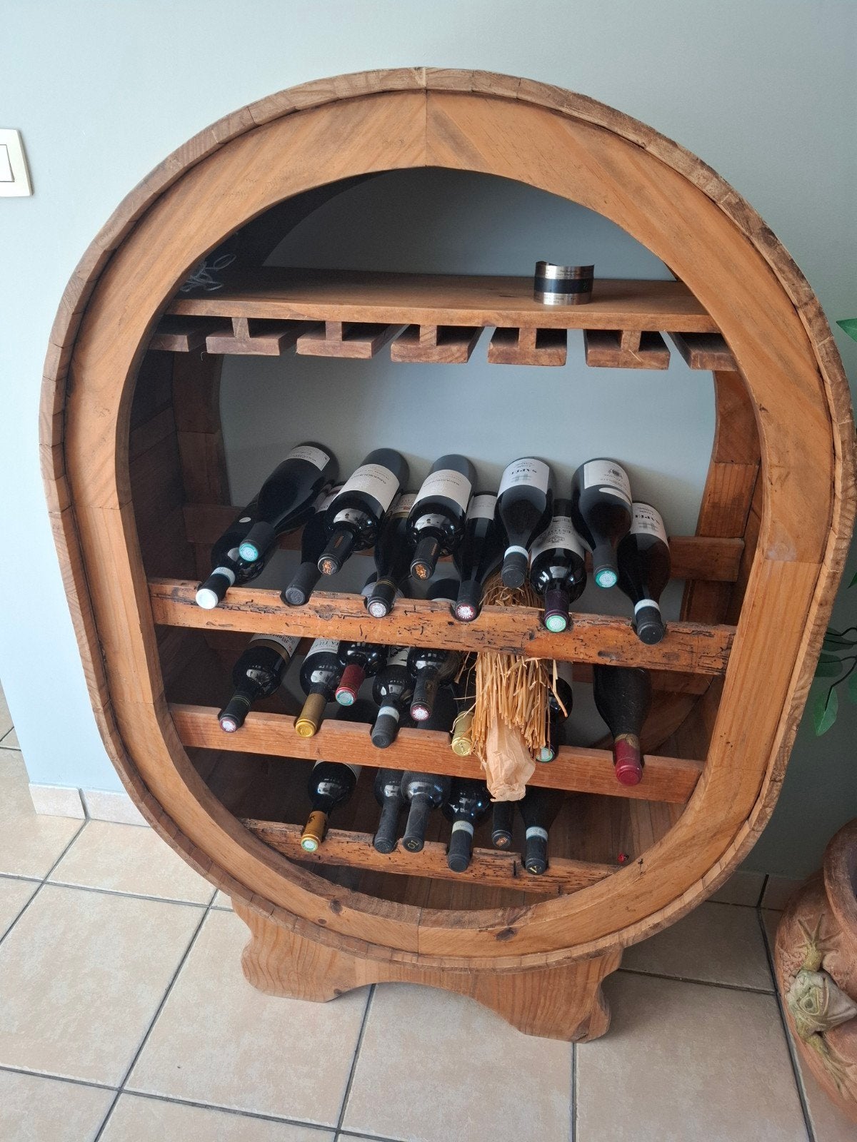 Houten wijnrek, Ophalen, Zo goed als nieuw