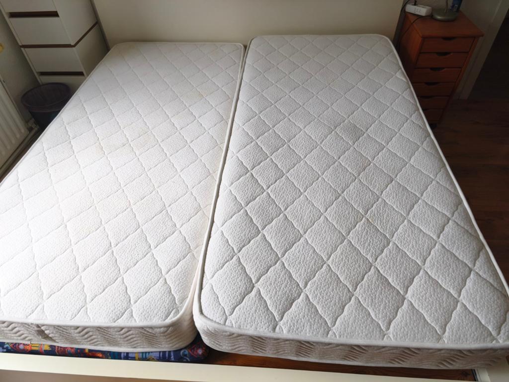 Bed, Huis en Inrichting, Slaapkamer | Bedden, Ophalen, Gebruikt, Wit, Tweepersoons