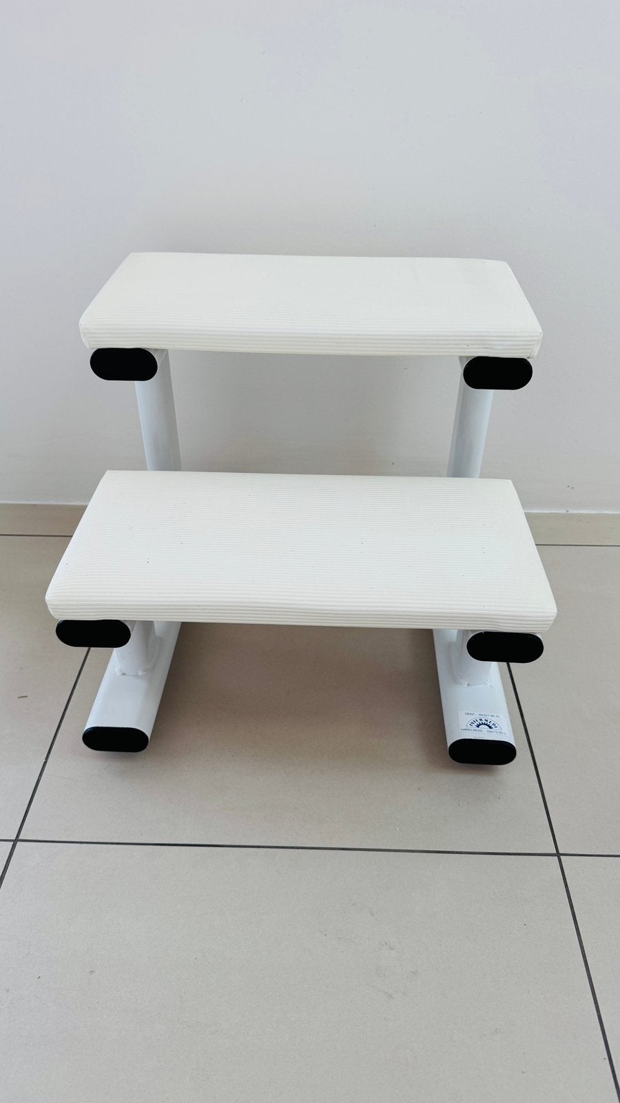 Stevige 2-trede opstap / trapje, Doe-het-zelf en Bouw, Ladders en Trappen, Ophalen, Zo goed als nieuw