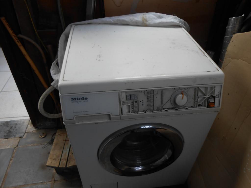 MIELE   MOTOR  PANNE, Elektronische apparatuur, Wasmachines, Ophalen