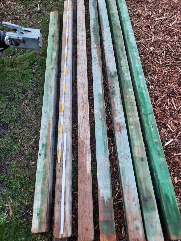 Profielen in hout, Enlèvement