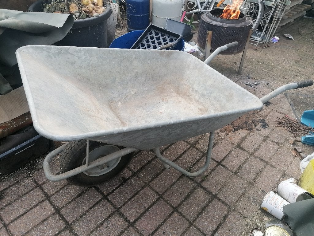 Kruiwagen, Ophalen, Weet ik niet, Handmatig, Gebruikt