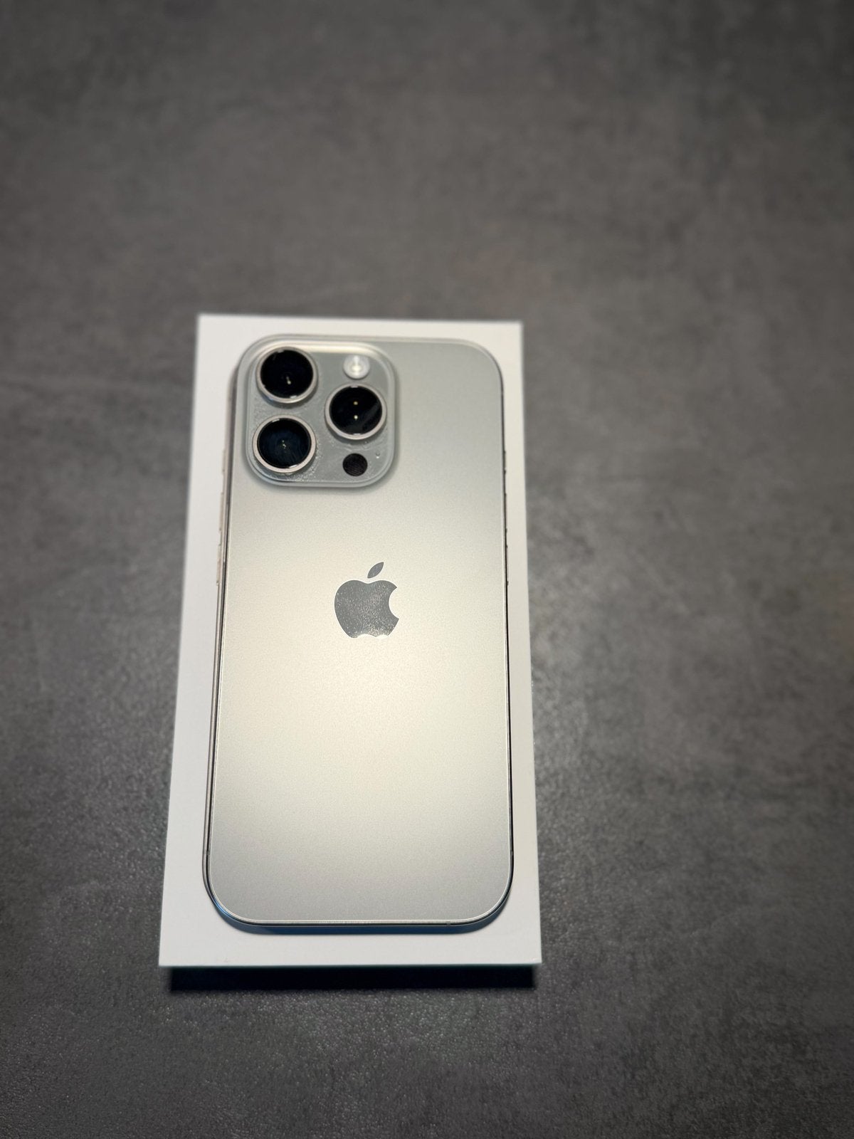 Apple Iphone 16 Pro Natural Titanium 256 gb 90% met garantie, Telecommunicatie, Ophalen of Verzenden, Zo goed als nieuw, Zonder simlock