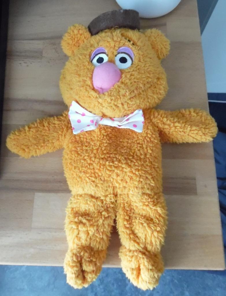 Handpop van Fozzie Bear uit The Muppet Show van Disney., Oranje, Disney, Disney, Beer