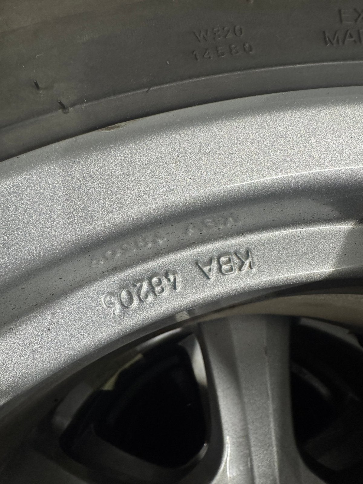 Jantes MSW 17” Audi A5 + pneus hiver 225/50 R17, Autos : Pièces & Accessoires, Pneus hiver, Enlèvement, Pneu(s), 17 pouces